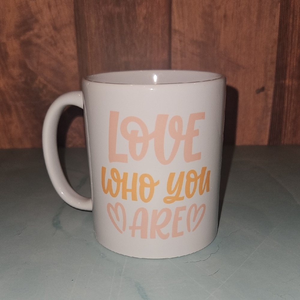 Love Who You Are NWOT Mug - Picture 5 of 5